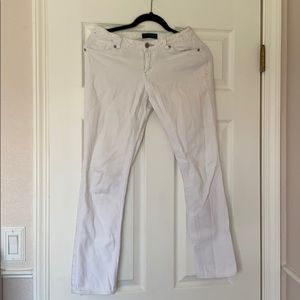 White Vintage Levi’s Jeans